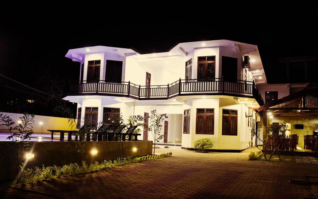 Aqua Glory Hotel Negombo Kültér fotó